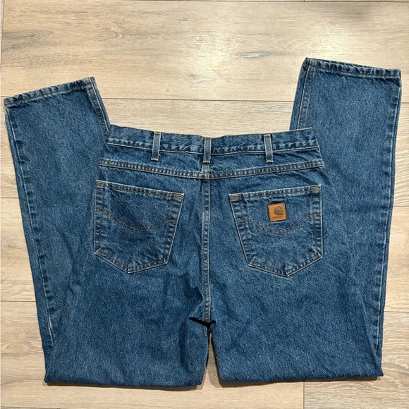 Carhartt Men's Relaxed Fit Blue Jeans Size 34x32 Medium Wash - Picture 2 of 6